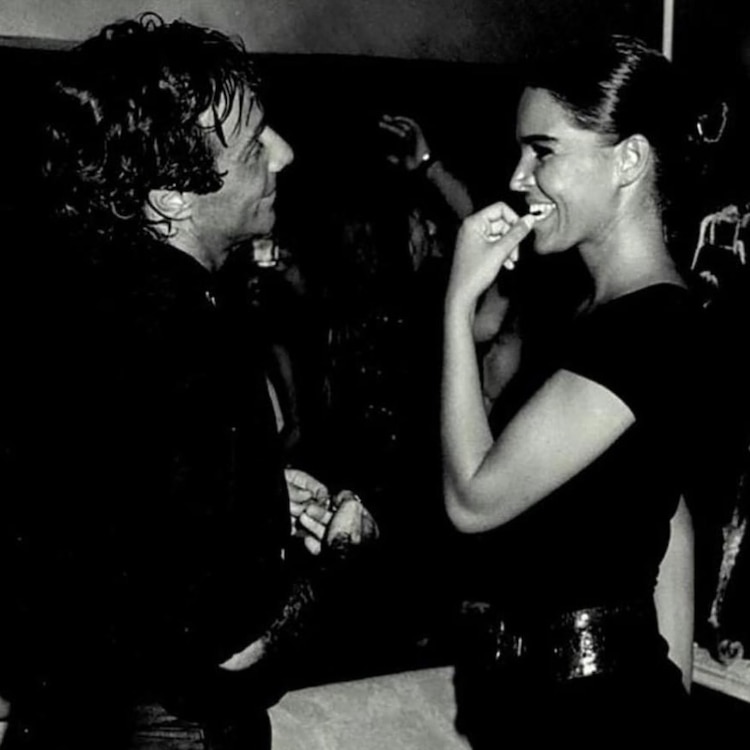 Poli Anrmentano y Fernanda Villar