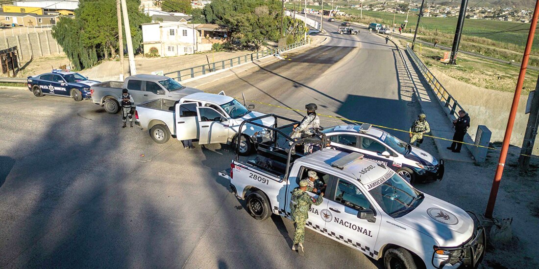 Elementos del Ejército durante un operativo en Tijuana, el pasado 25 de febrero.