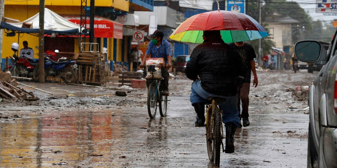 El huracán "Iota" que llegó perdió fuerza tras entrar en Nicaragua