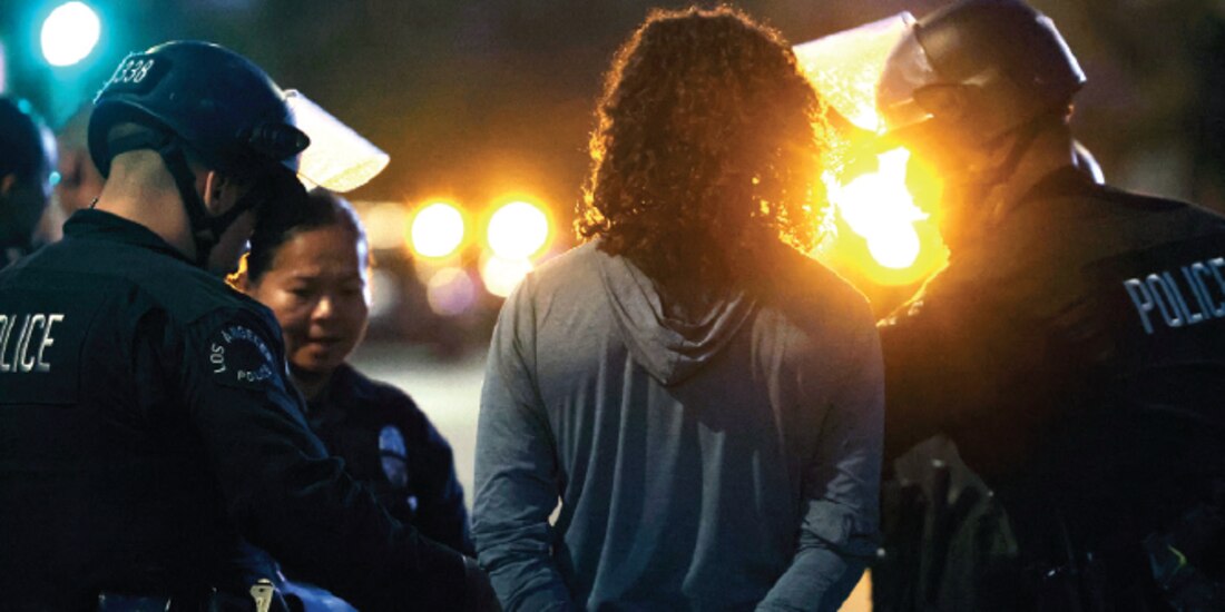 La policía de Los Ángeles arrestó a un manifestante el miércoles 11 de junio