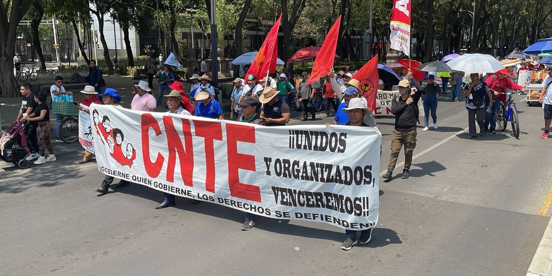CNTE planea levantar plumas en casetas de entrada y salida a la Ciudad de México.