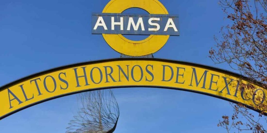 Letrero de Altos Hornos de México.