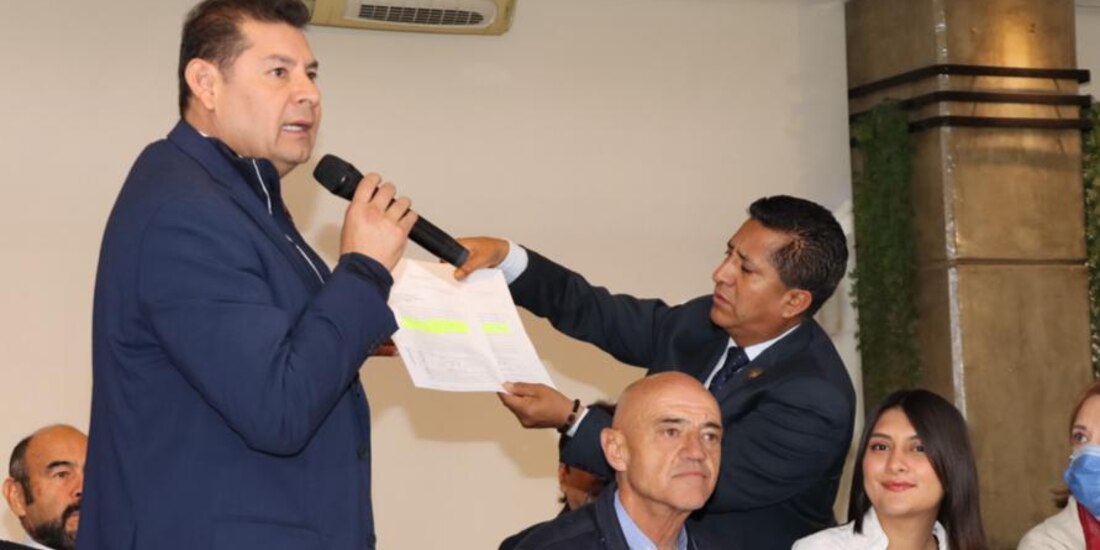 Alejandro Armenta busca ser el siguiente gobernador de Puebla.