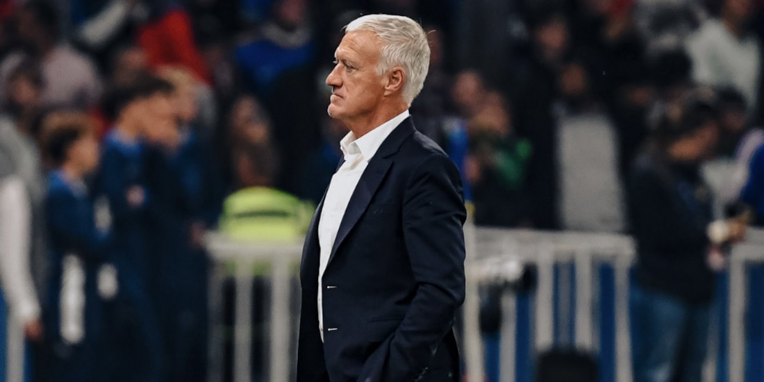 Didier Deschamps regresó a Francia por el fallecimiento de su madre.