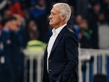 Didier Deschamps regresó a Francia por el fallecimiento de su madre.