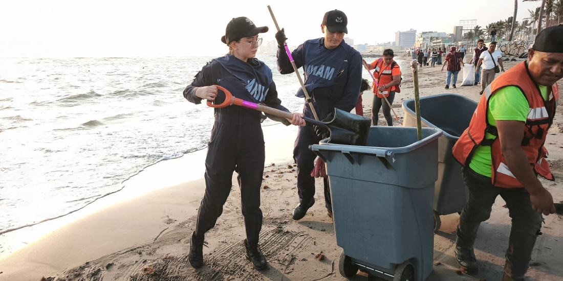 Grupo Interinstitucional refuerza acciones de atención, contención y saneamiento en el Golfo de México.