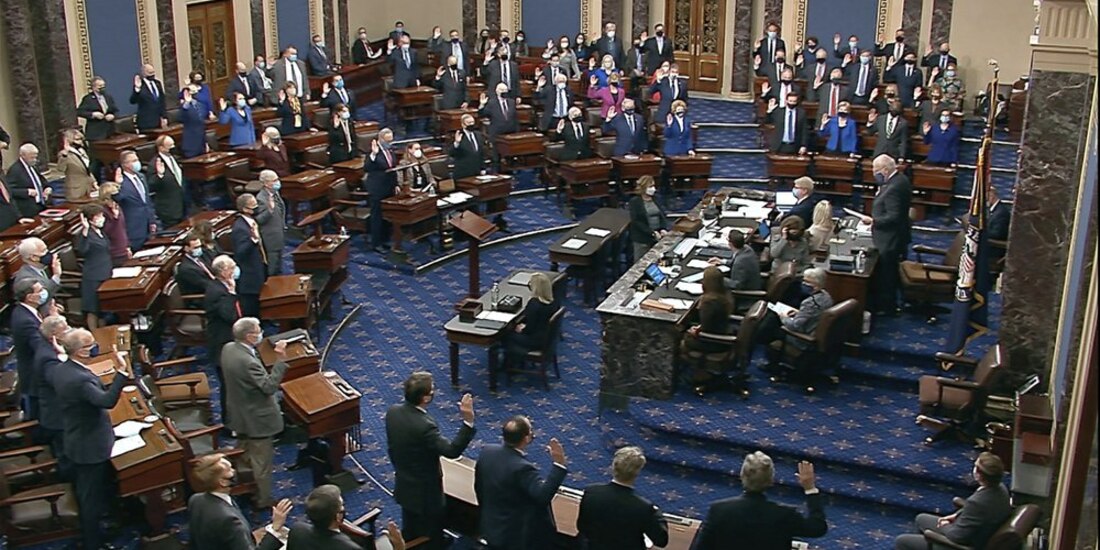 La mayoría demócrata del Senado requiere de 17 votos republicanos para proceder.