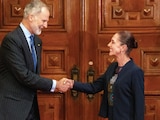 FELIPE VI y la Presidenta Claudia Sheinbaum, ayer, en Palacio Nacional