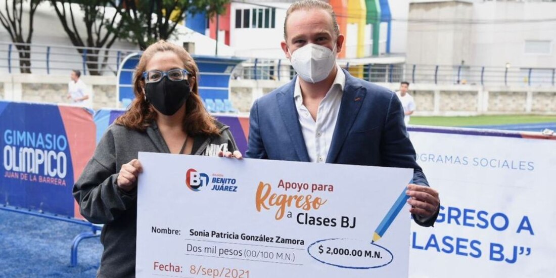 "Una prioridad para mí es el regreso a la escuela y la educación de niños, niñas y adolescentes", dijo el alcalde de Benito Juárez, Santiago Taboada.