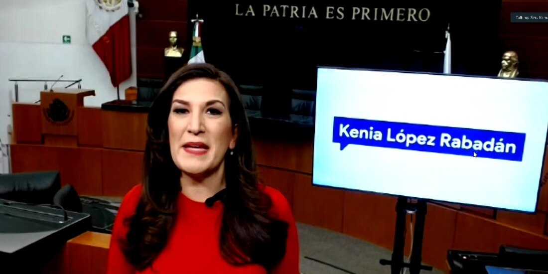 Kenia López reclamó que AMLO en lugar de dar discursos "populistas" debe atender la situación económica del país.