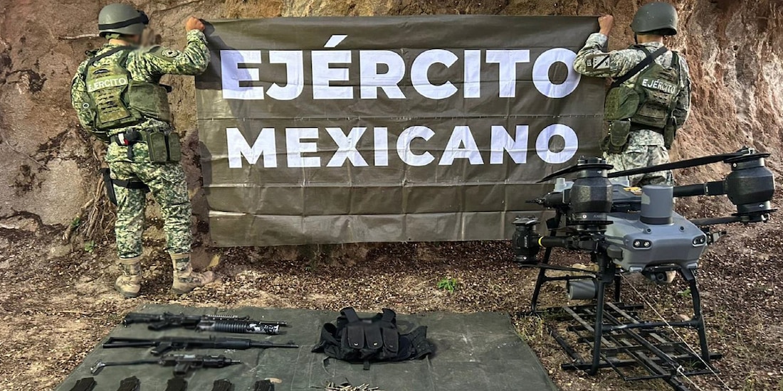 Aseguramiento de armamento en Sinaloa.