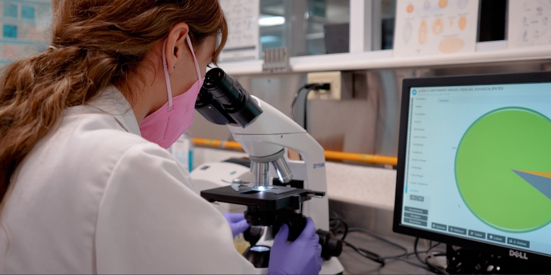 Estudios profesionales de laboratorio en Aguascalientes.