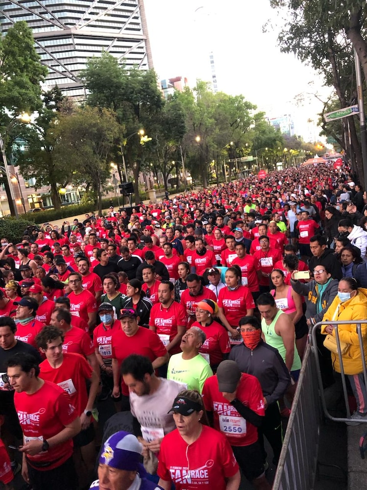 Alrededor de 5 mil personas se dieron cita en la NFL Fan Race 2024