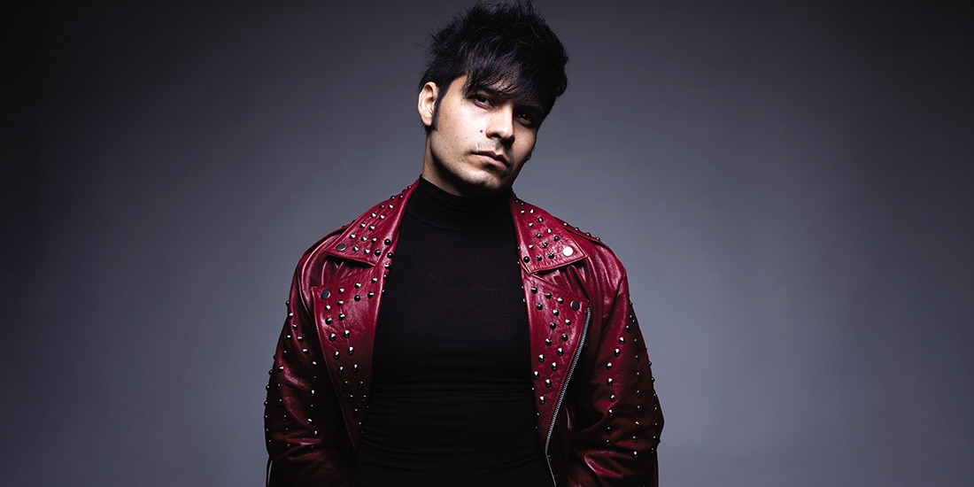 Louis David Horné en sesión fotográfica.