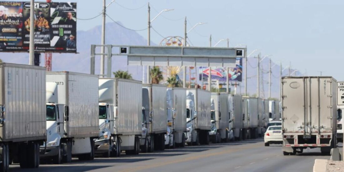 Unidades pesadas varadas en la zona de Chihuhua,