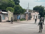 Un grupo de hombres armados perpetró un ataque a balazos contra una vivienda en la colonia Gustavo Díaz Ordaz de Culiacán.