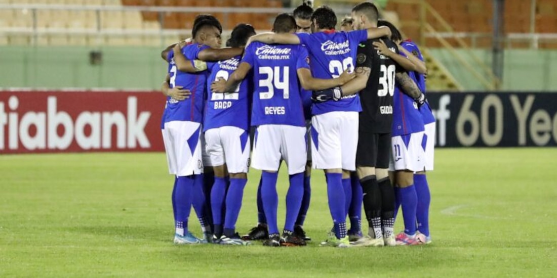 Jugadores de Cruz Azul previo al partido de ida de octavos de final de Concachampions ante Arcahaie el pasado 6 de abril.