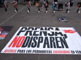 Amigos y familiares de periodistas asesinados protestaron en Veracruz.