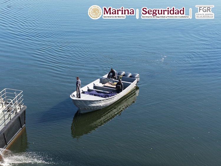 La embarcación fue localizada durante un patrullaje marítimo a 150 millas de Puerto Chiapas.