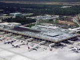 Reportan tiroteo en aeropuerto de Cancún