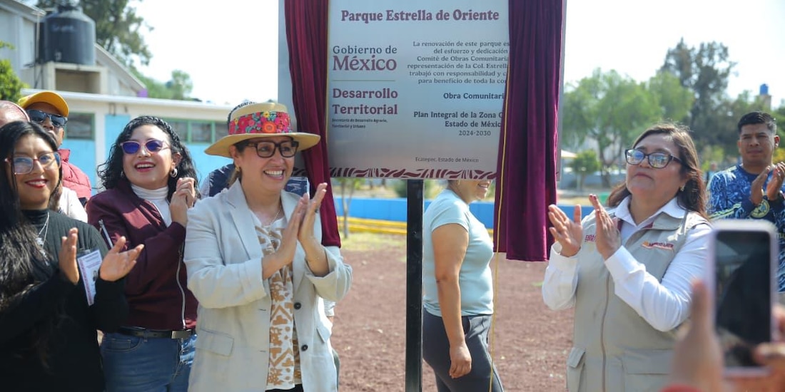 Azucena Cisneros, alcaldesa de Ecatepec, inaugura rehabilitación del parque Estrella de Oriente.