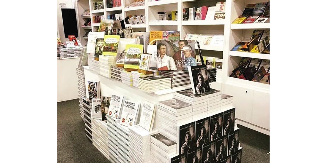 Stands de editoriales independientes en diversas ferias del libro.
