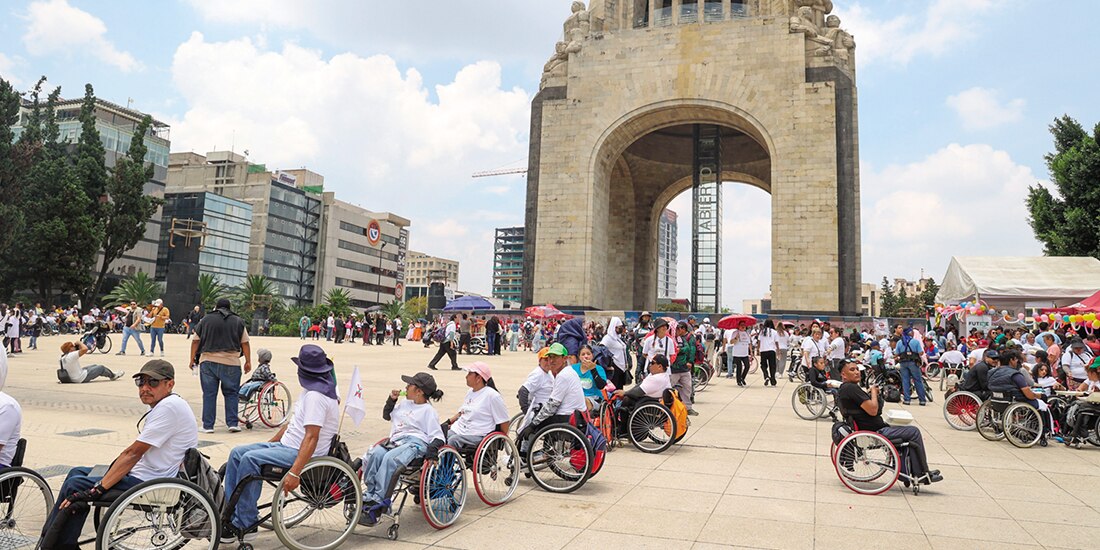 En sillas de ruedas conmemoran el día Vive Independiente, el 24 de agosto.
