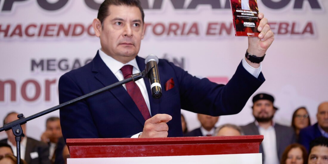 Armenta llama a la ciudadanía a unirse para alcanzar un Puebla mejor.