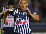 ‘Chupete’ Suazo ficha con el San Luis hasta 2024