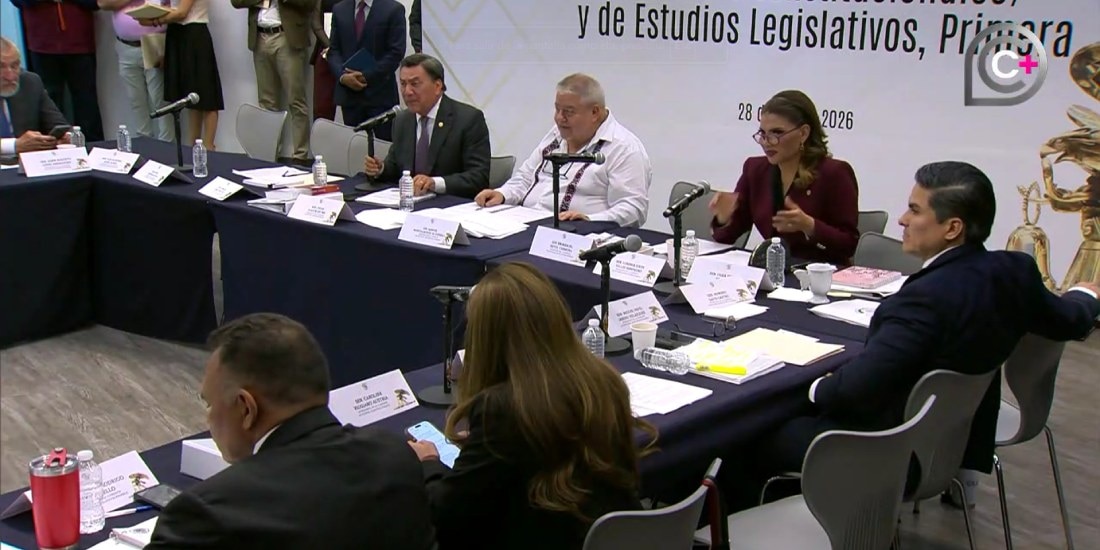 Avalan en comisiones del Senado la reforma para aplazar la elección judicial hasta 2028.