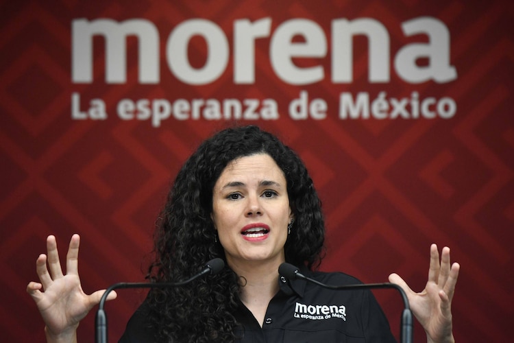 Luisa María Alcalde Luján deja liderazgo de Morena para integrarse al gabinete de la presidenta Claudia Sheinbaum.