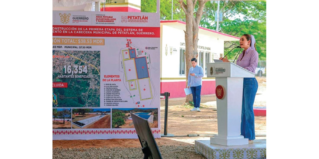 LA GOBERNADORA Evelyn Salgado,
ayer, en el municipio beneficiado.