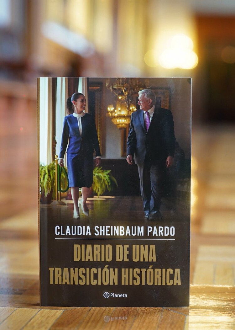Claudia Sheinbaum lanza su libro sobre la transición con López Obrador