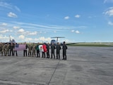 Elementos de la Defensa y la Fuerza Aérea de EU, tras el ejercicio conjunto.