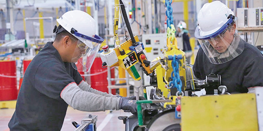 La actividad económica, a tasa anual, tuvo una contracción de 0.3 por ciento.