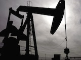 Después del posible acuerdo de paz, los precios del petróleo cerraron la sesión de ayer con caídas superiores a 4.0% y colocando al WTI en 81.31 dpb y el Brent en 83.63 dpb.