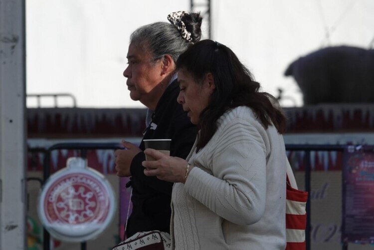 Está semana capitalinos se cubrieron de las bajas temperaturas presentadas en la capital.