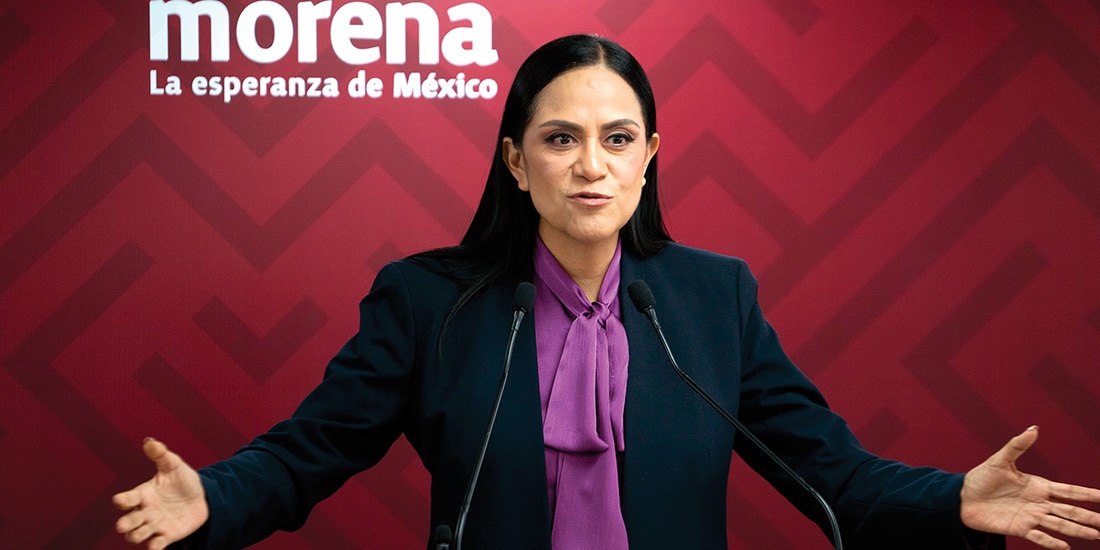 Conferencia de prensa de la dirigente nacional del partido oficialista, Ariadna Montiel Reyes