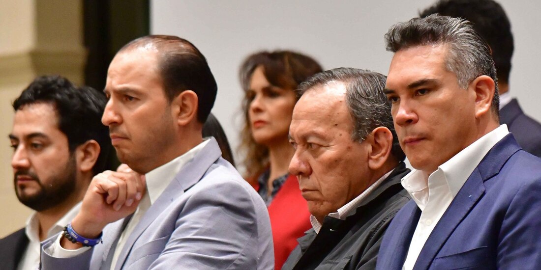 De izq. a der.: Los dirigentes del PAN Marko Cortés, del PRD Jesús Zambrano y del PRI Alejandro Moreno.