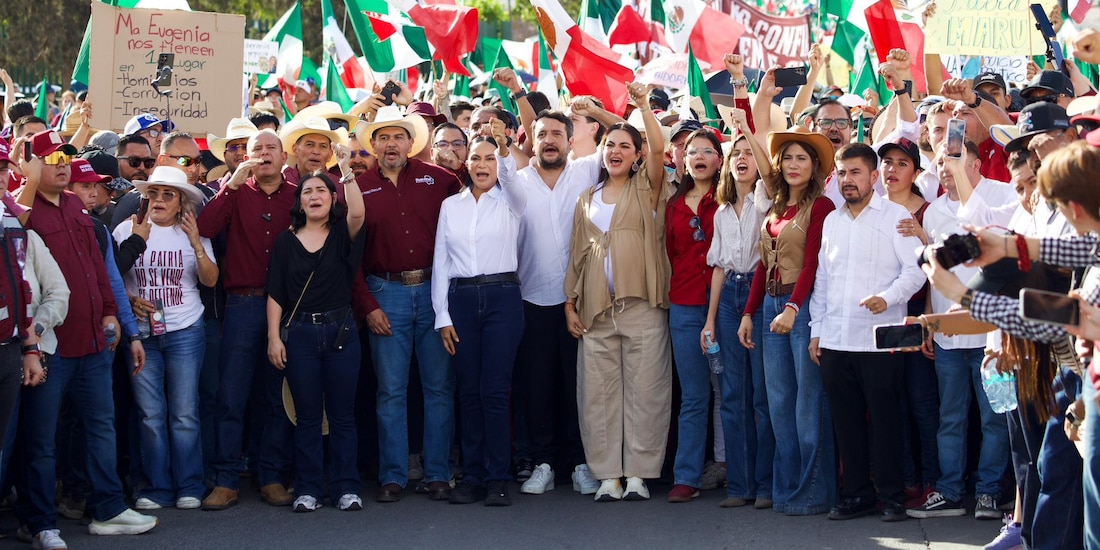 Dirección nacional de Morena durante la marcha del 16 de mayo en Chihuahua.