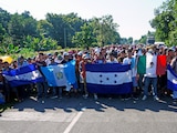 Centroamericanos, provenientes de Honduras y Guatemala, intentan llegar a Estados Unidos, vía México.