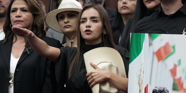 Grecia Quiroz, quien asumió como alcaldesa de Uruapan tras el asesinato de su esposo, Carlos Manzo