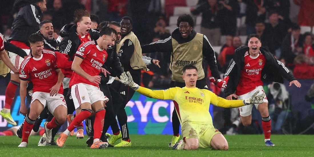 Anatoli Trubin, portero del Benfica, celebra su gol en Champions ante el Real Madrid