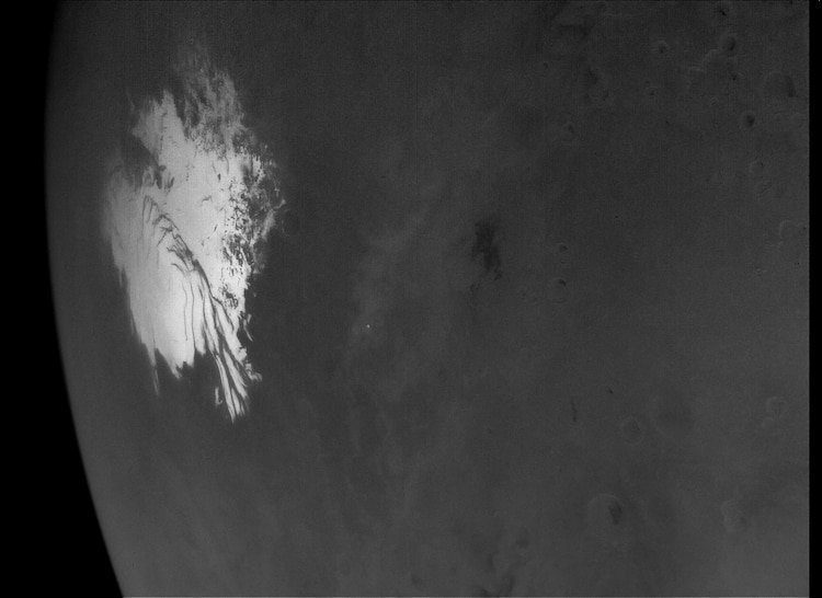 Casquet polar sur de Marte captado por la misión Psyche de la NASA