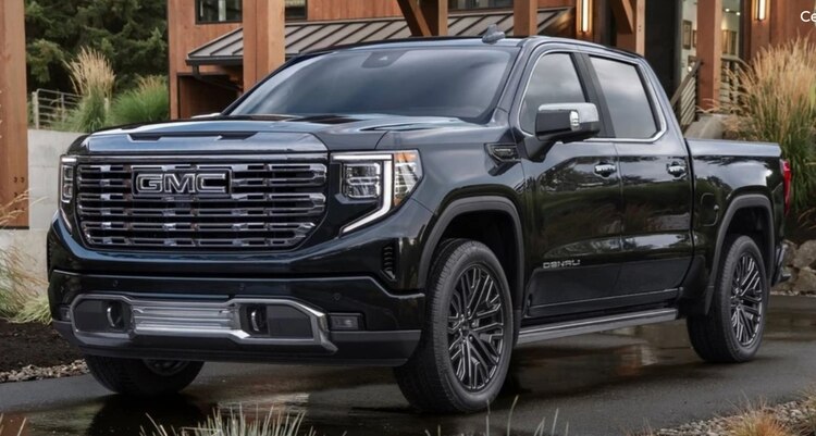 Rines de aluminio color negro con detalles brillantes.