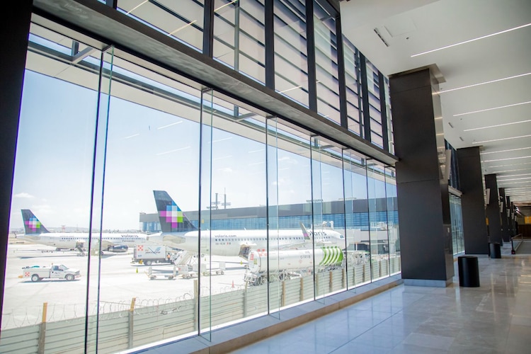 Aeropuerto Internacional de Tijuana invertirá 40 millones de pesos para modernización.