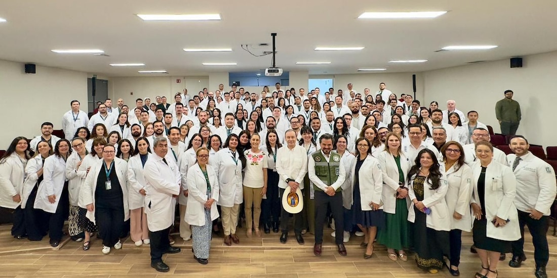 La presidenta Claudia Sheinbaum encabeza el corte de listón del Hospital General de Zona No.15 en Hermosillo.
