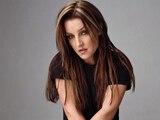 Lisa Marie Presley, hija de Evlis Presley, es hospitalizada tras un paro cardiaco