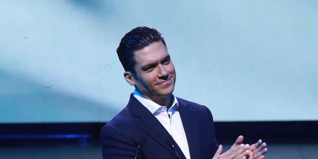 Jorge Romero, presidente del PAN, en el evento de relanzamiento de su partido, desde el Frontón México.