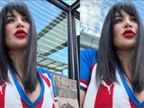 Marzhe Poncedeleon es una gran aficionada de las Chivas y una modelo reconocida de la plataforma OnlyFans, para creación de contenido para adultos